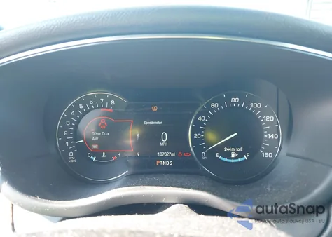 2018 Lincoln Mkc Select z USA, uszkodzony, nr VIN 5LMCJ2D93JUL33083